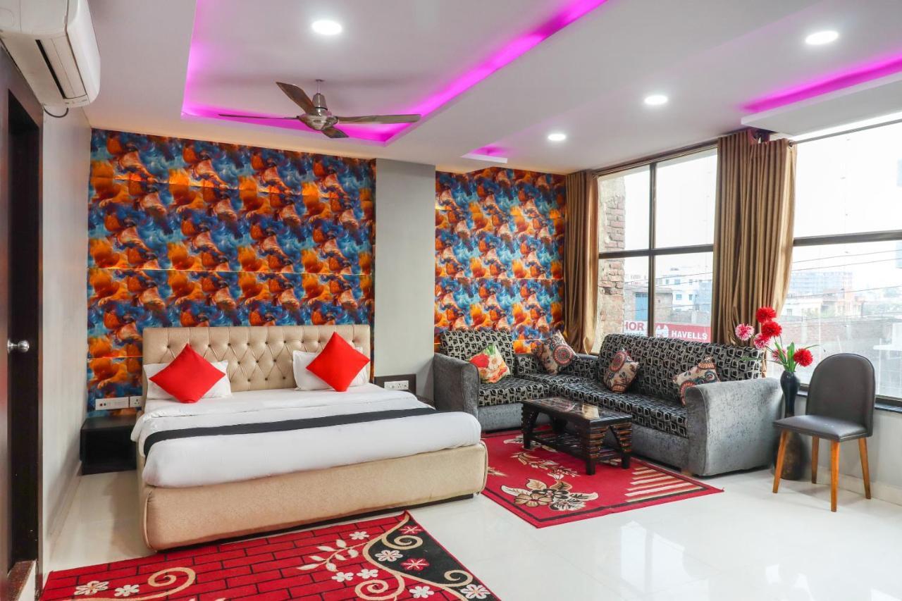 Capital O 70631 Hotel Dwarka International Darbhanga ภายนอก รูปภาพ