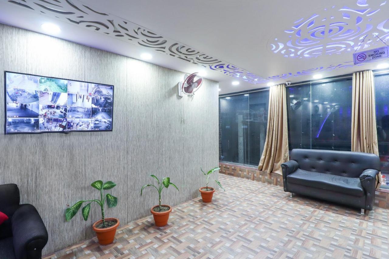 Capital O 70631 Hotel Dwarka International Darbhanga ภายนอก รูปภาพ